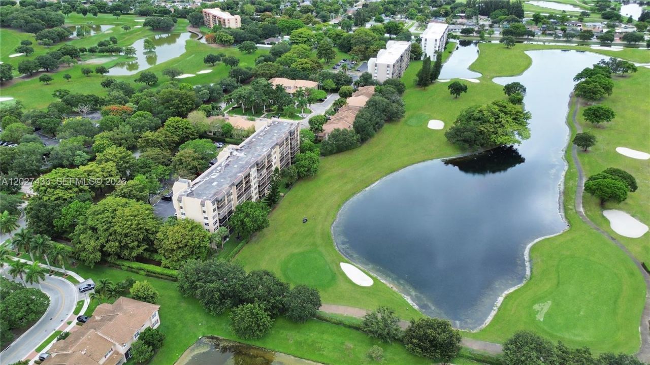 3300 W Rolling Hills Cir, Unit 509, Davie, FL 33328 Photo