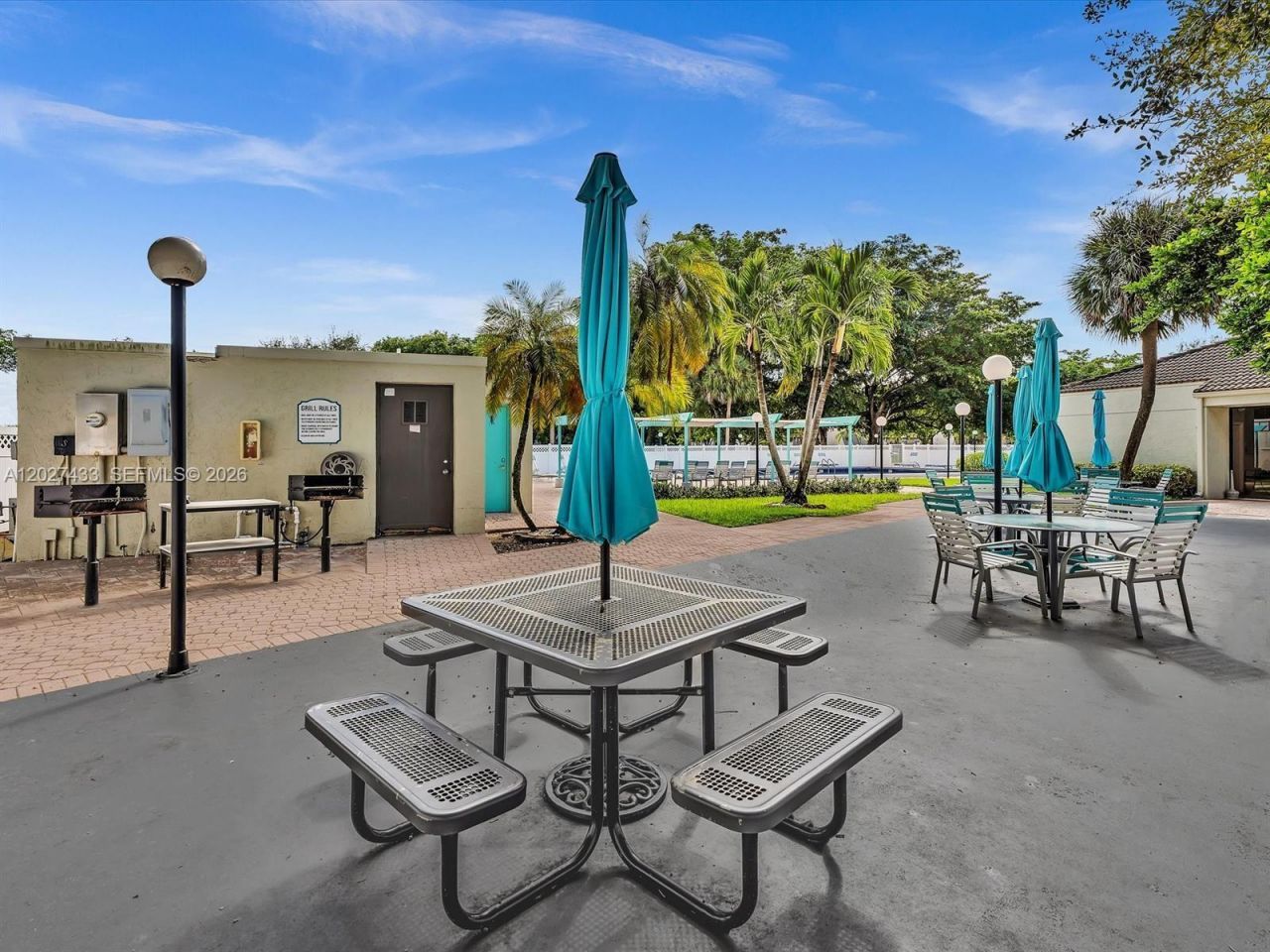 3300 W Rolling Hills Cir, Unit 509, Davie, FL 33328 Photo