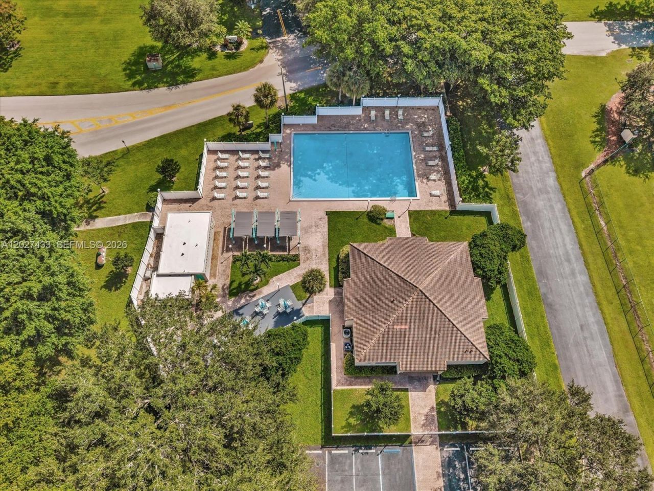 3300 W Rolling Hills Cir, Unit 509, Davie, FL 33328 Photo