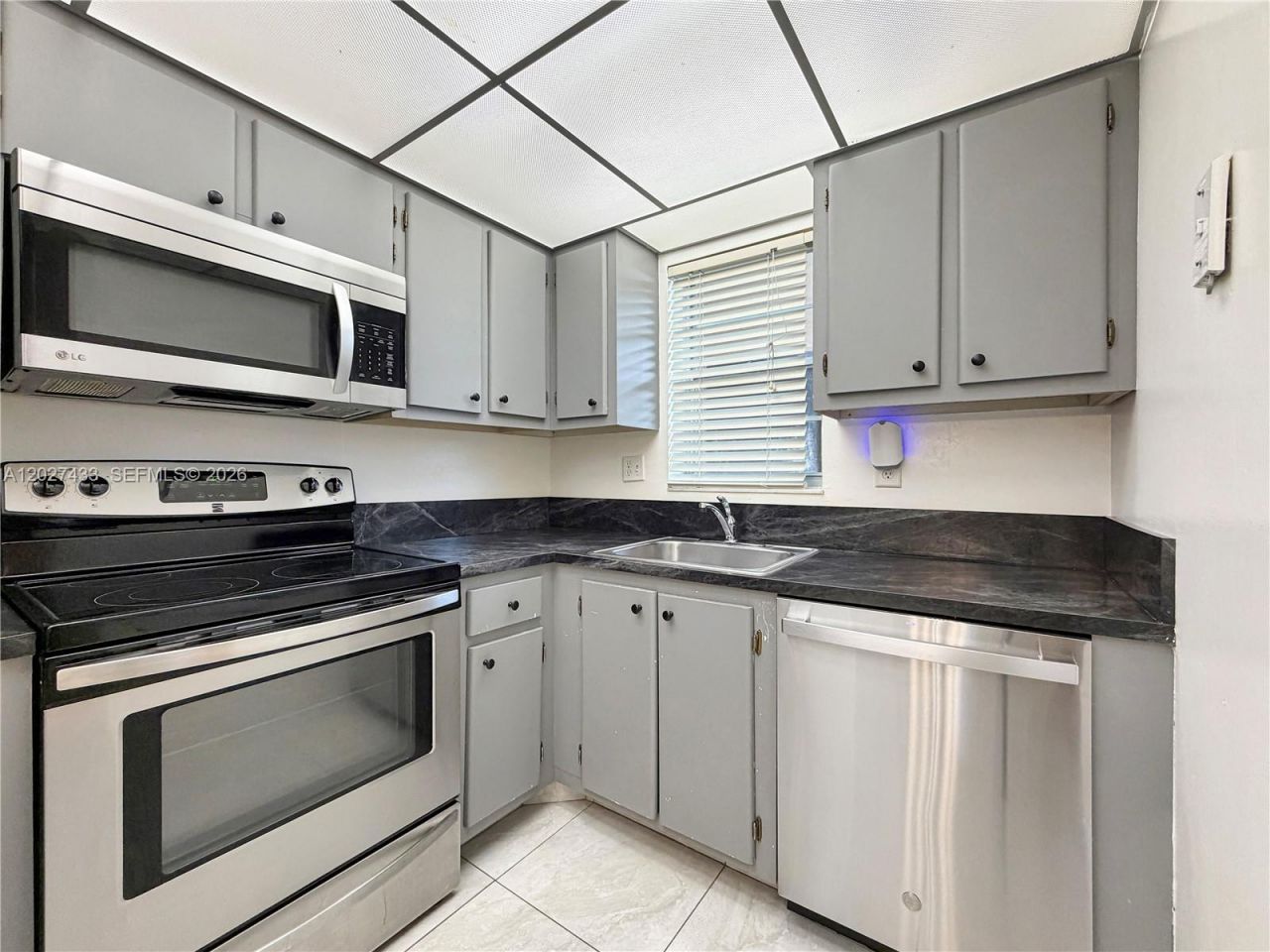 3300 W Rolling Hills Cir, Unit 509, Davie, FL 33328 Photo