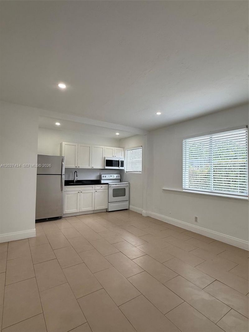 6723 NE Miami Pl , Unit 1-4, Miami, FL 33138 Photo