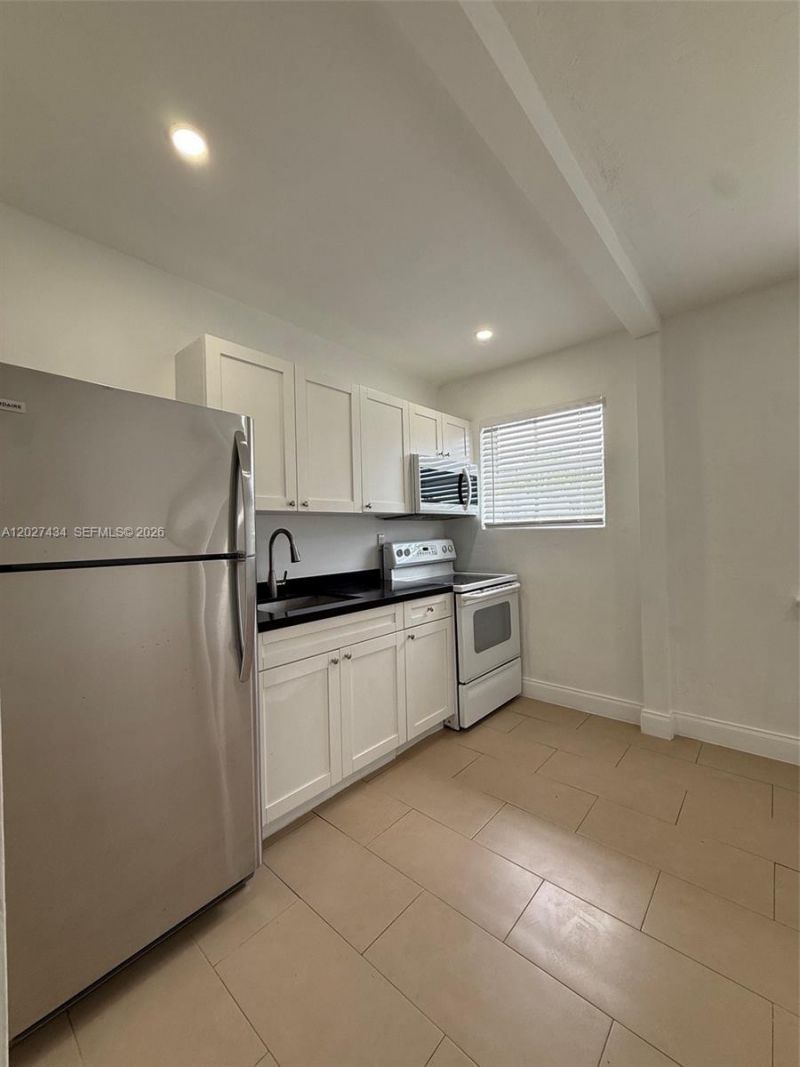 6723 NE Miami Pl , Unit 1-4, Miami, FL 33138 Photo