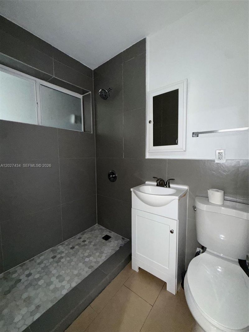6723 NE Miami Pl , Unit 1-4, Miami, FL 33138 Photo