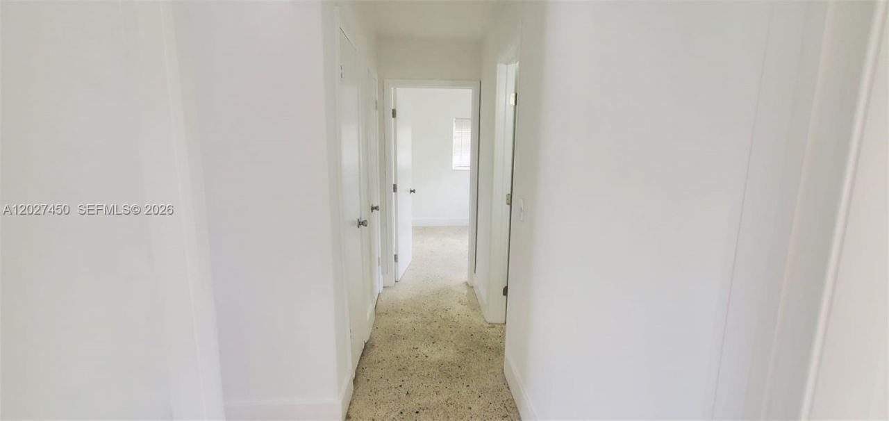 1032 SW 10th St , Miami, FL 33130 Photo