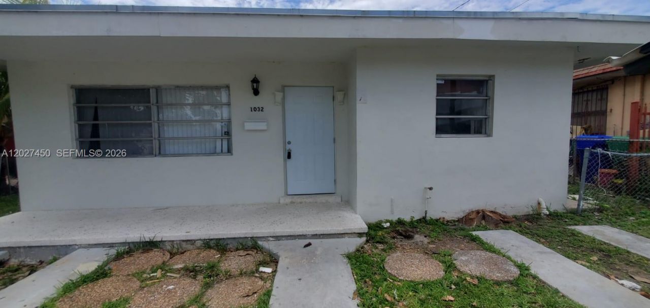 1032 SW 10th St , Miami, FL 33130 Photo