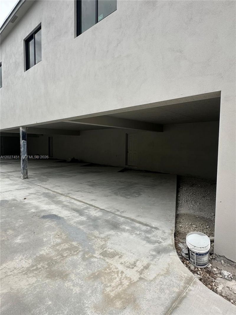 6480 NE 1st Ave , Unit 6480, Miami, FL 33150 Photo