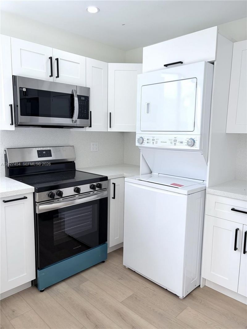 2956 NW 47th St , Unit REAR, Miami, FL 33142 Photo