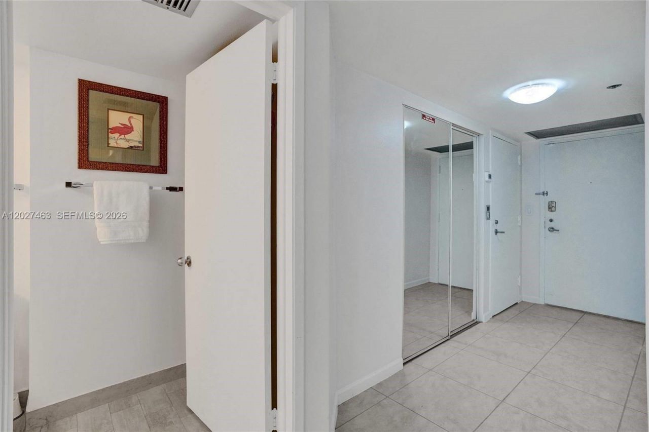 1717 N Bayshore Dr , Unit A-2440, Miami, FL 33132 Photo