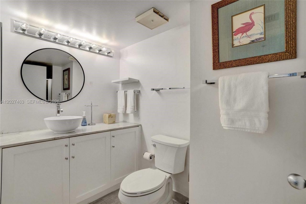 1717 N Bayshore Dr , Unit A-2440, Miami, FL 33132 Photo