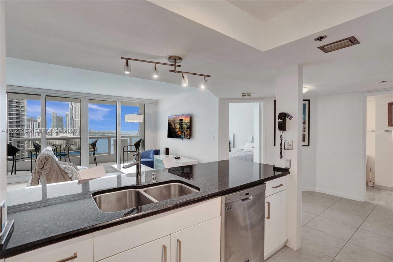 1717 N Bayshore Dr , Unit A-2440, Miami, FL 33132 Photo