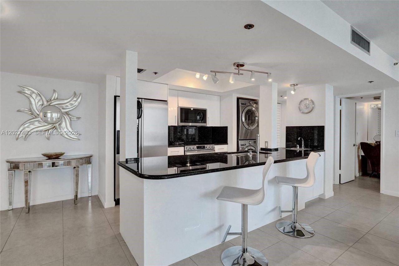 1717 N Bayshore Dr , Unit A-2440, Miami, FL 33132 Photo