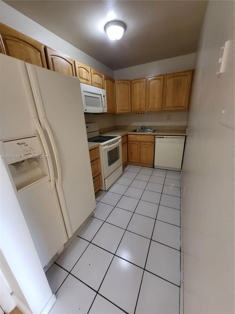 405 S Pine Island Rd , Unit 308D, Plantation, FL 33324 Photo