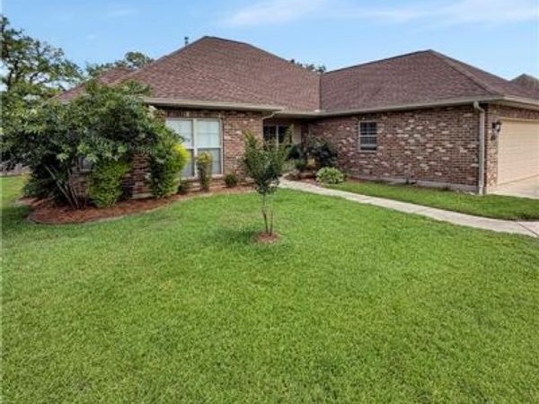 39 MAGNOLIA Court , Ponchatoula, LA 70454