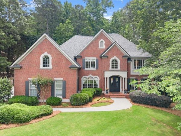 701 Hallbrook Court, Alpharetta, GA 30004