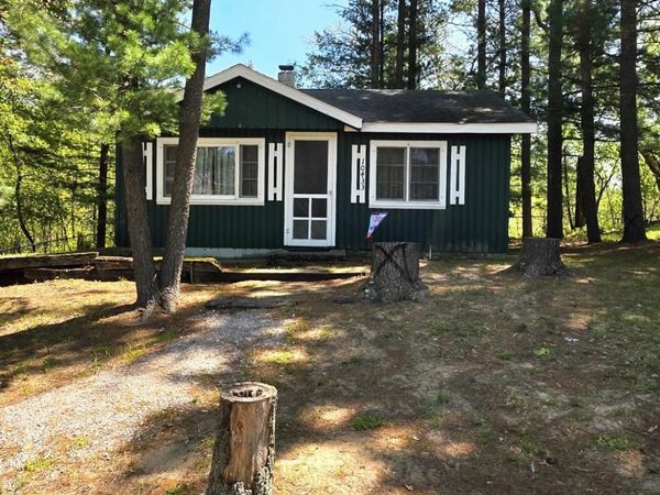 10433 Washington Road, St. Helen, MI 48656