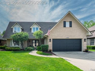 44105 Dunham Court, Clinton Twp, MI 48038