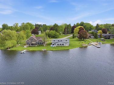 6672 Seth Court, Independence Twp, MI 48348