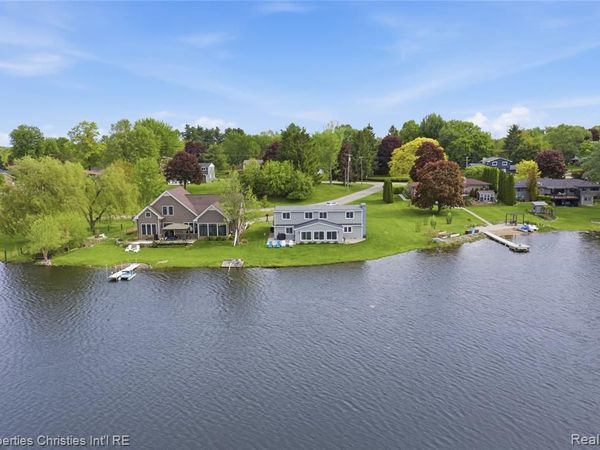 6672 Seth Court , Independence Twp, MI 48348