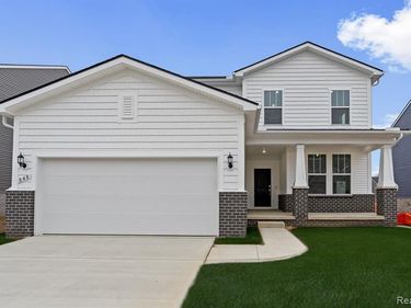 848 KUSS Drive, Saline, MI 48176