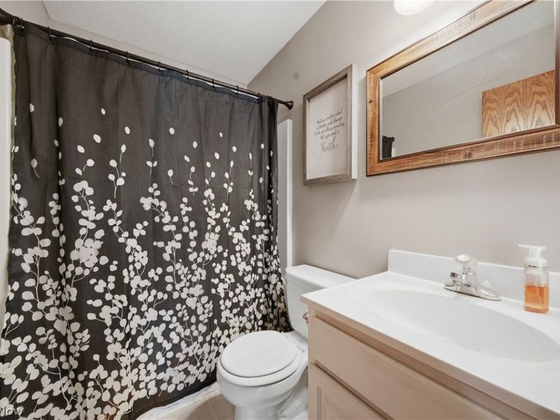 1040 Lanedale Street NW, Massillon, OH 44647 Photo 13