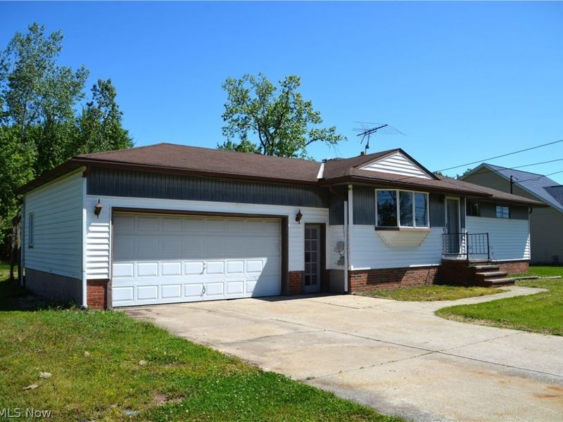 3713 Grafton Road , Brunswick, OH 44212 Photo 2
