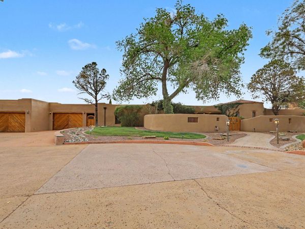 620 Four Hills Road SE, Albuquerque, NM 87123