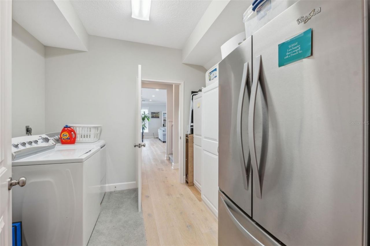 727 Key Royale Drive, Holmes Beach, FL 34217 Photo