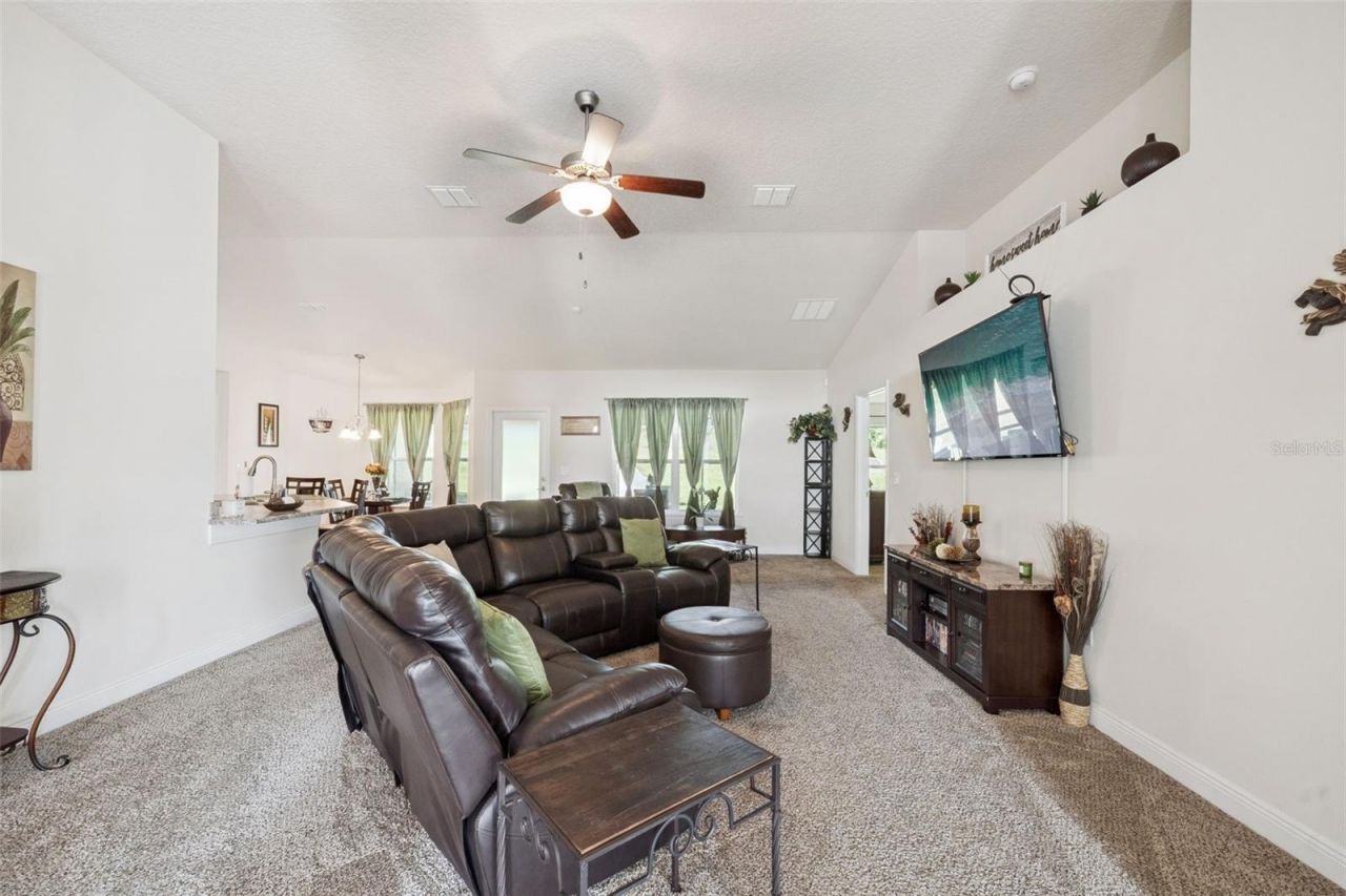 7521 Sloewood Drive, Leesburg, FL 34748 Photo