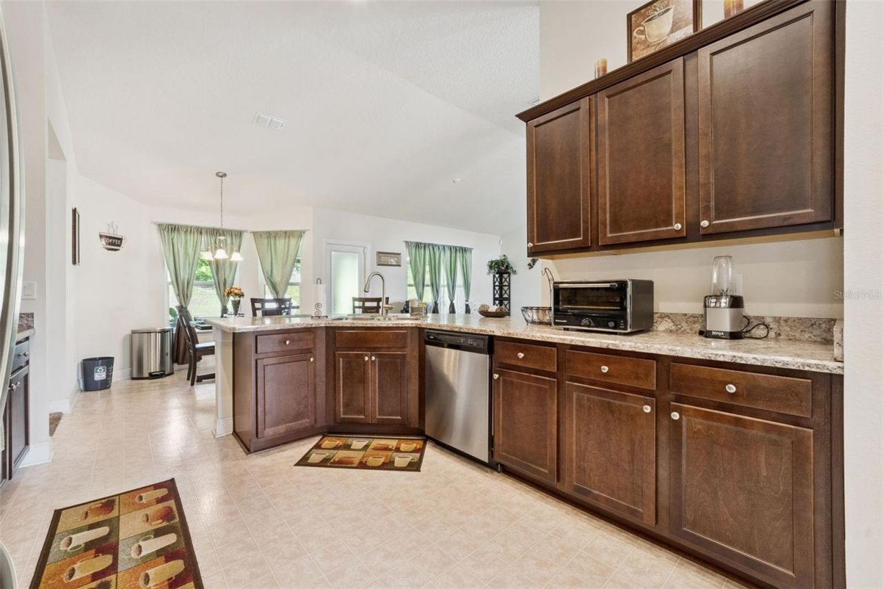7521 Sloewood Drive, Leesburg, FL 34748 Photo