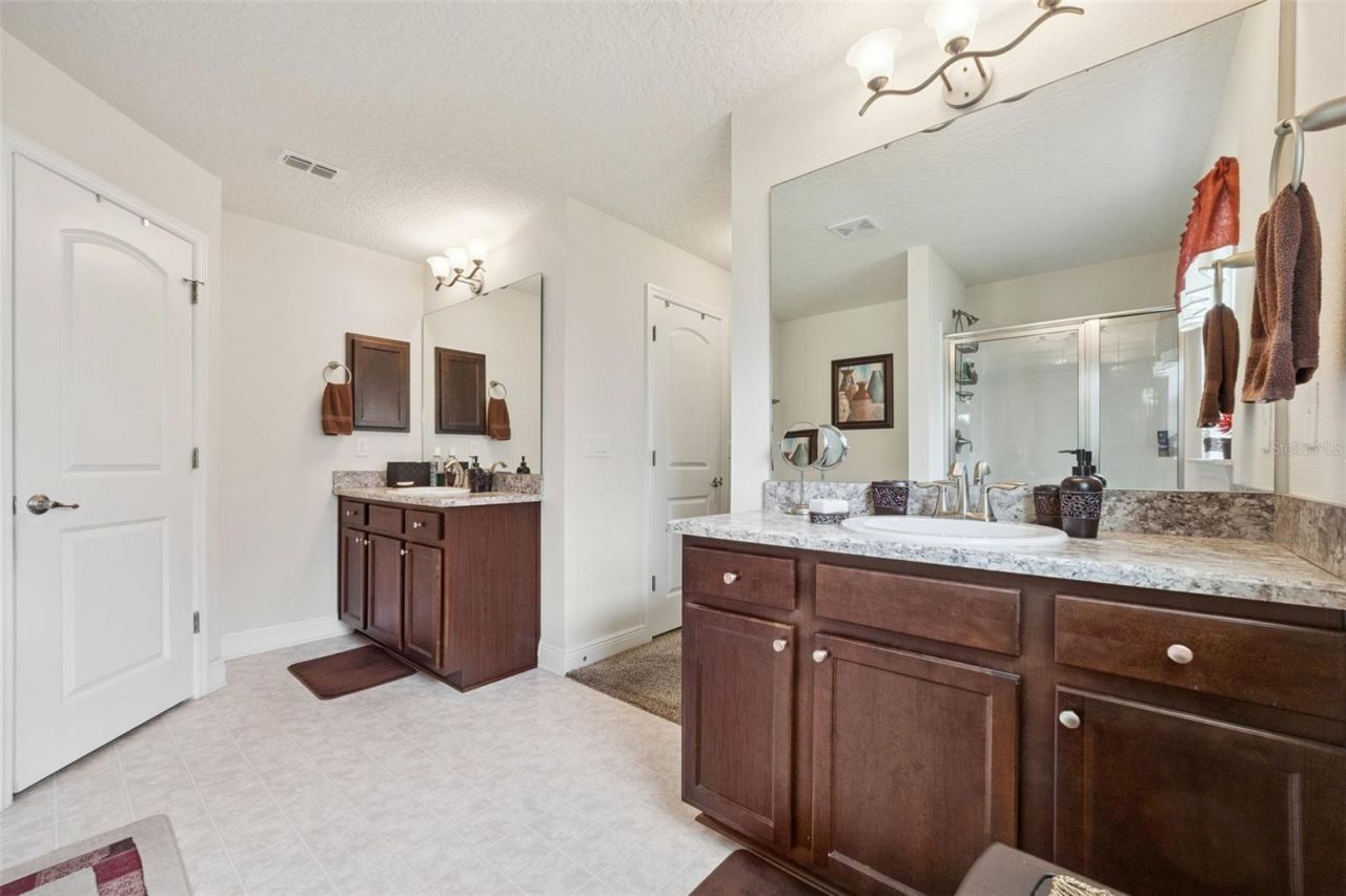 7521 Sloewood Drive, Leesburg, FL 34748 Photo