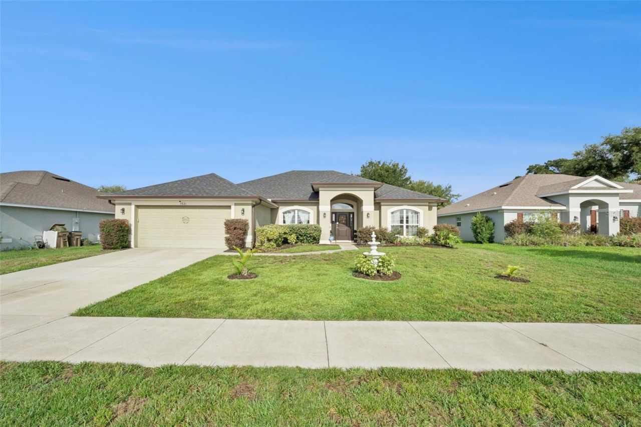 7521 Sloewood Drive, Leesburg, FL 34748 Photo