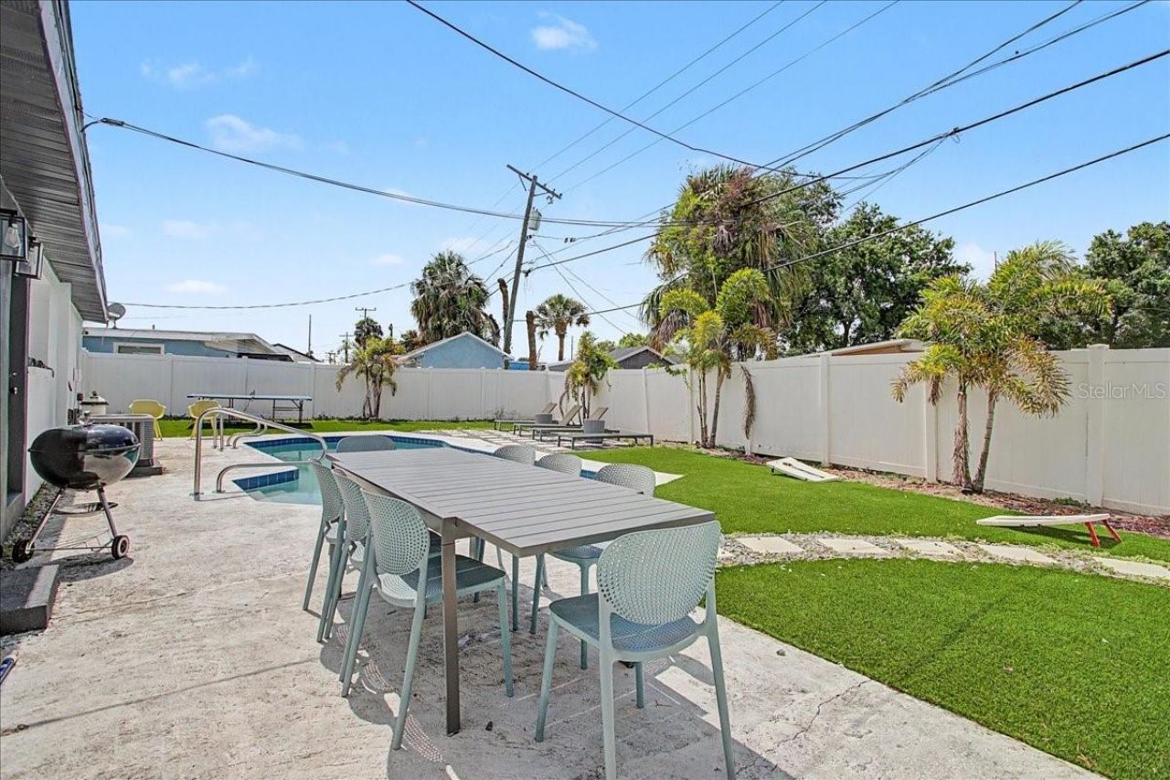 7812 Rideout Road , Tampa, FL 33619 Photo