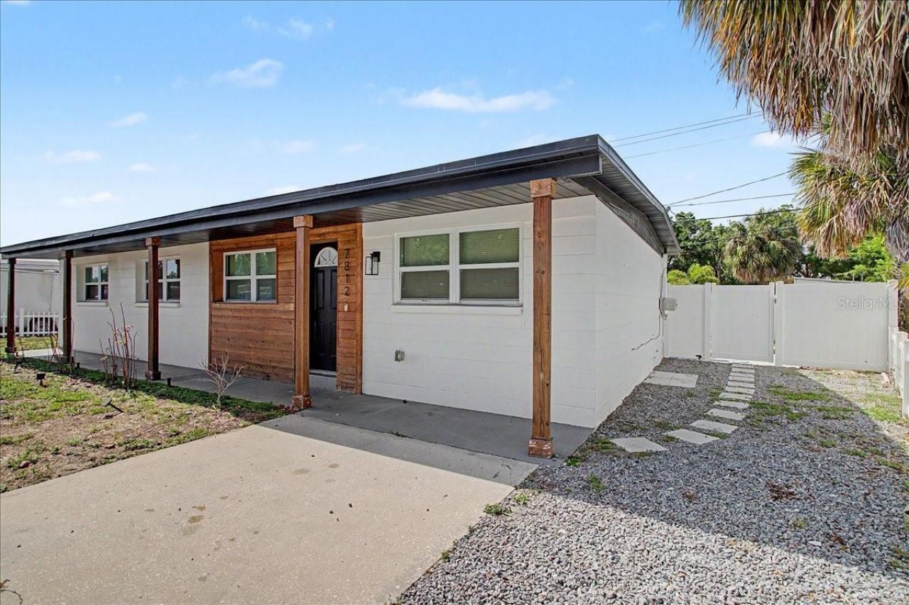 7812 Rideout Road , Tampa, FL 33619 Photo