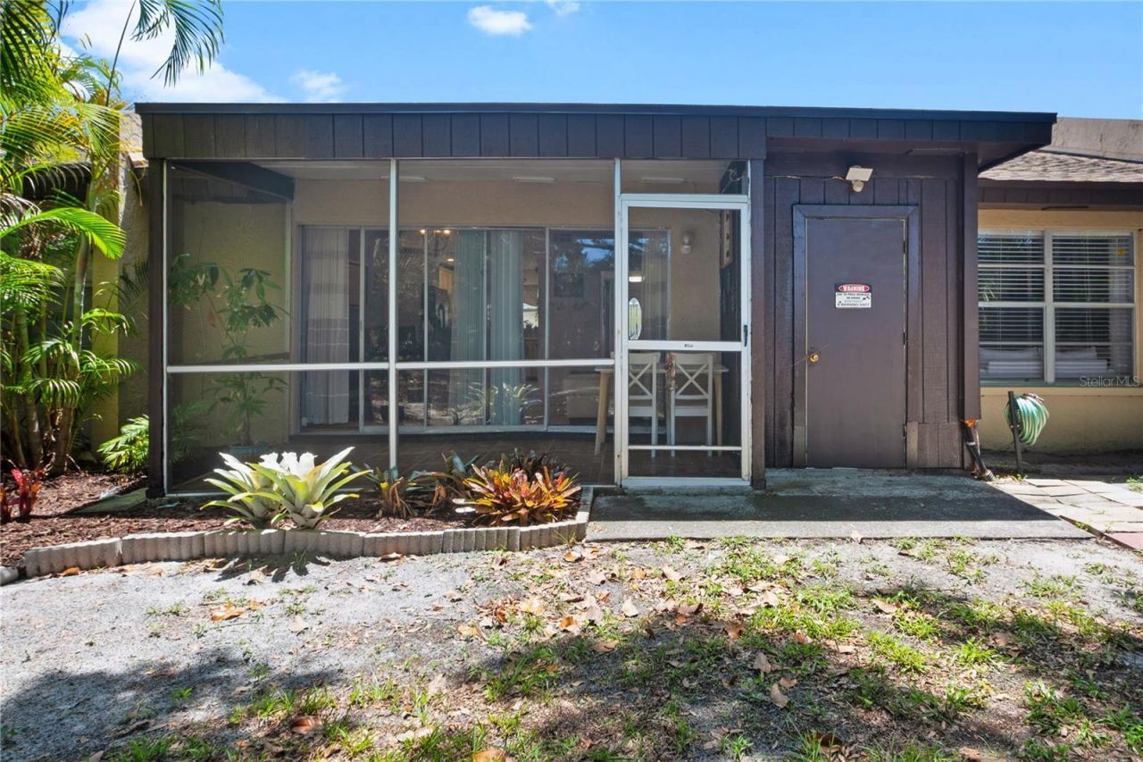 9834 87th Street, Seminole, FL 33777 Photo