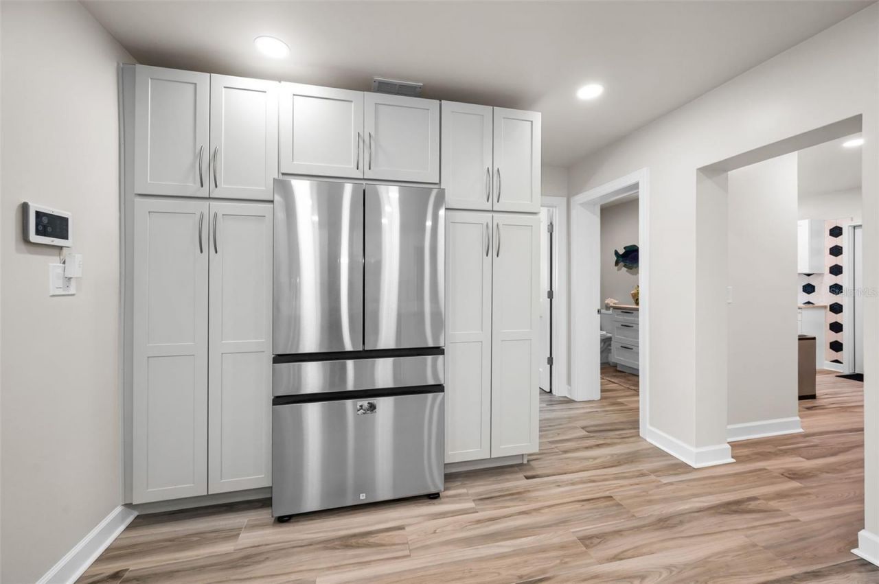 1620 Sea Breeze Drive, Tarpon Springs, FL 34689 Photo