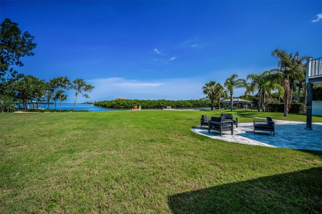 1620 Sea Breeze Drive, Tarpon Springs, FL 34689 Photo