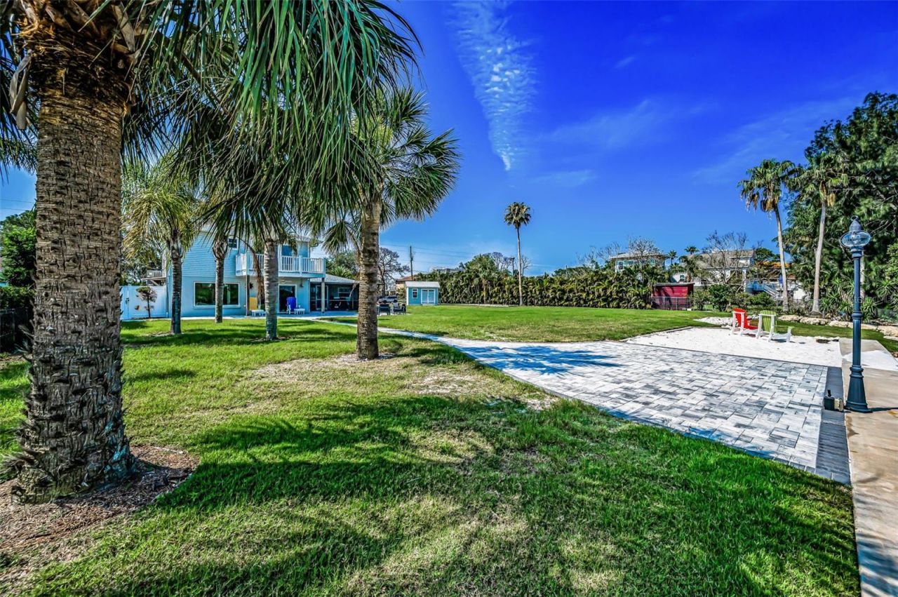1620 Sea Breeze Drive, Tarpon Springs, FL 34689 Photo