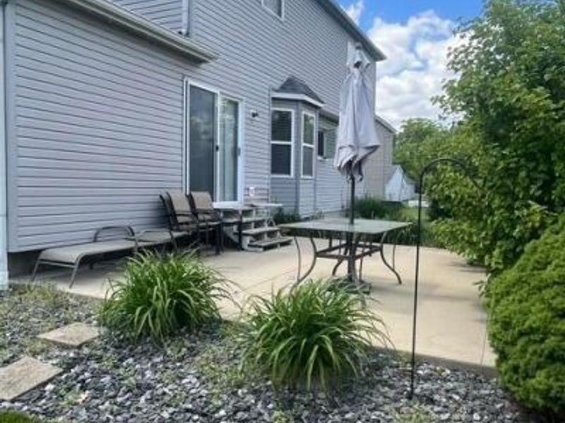7588 Ashlar Court , Canal Winchester, OH 43110 Photo 3