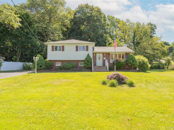 6 Beech Street, Nanuet, NY 10954