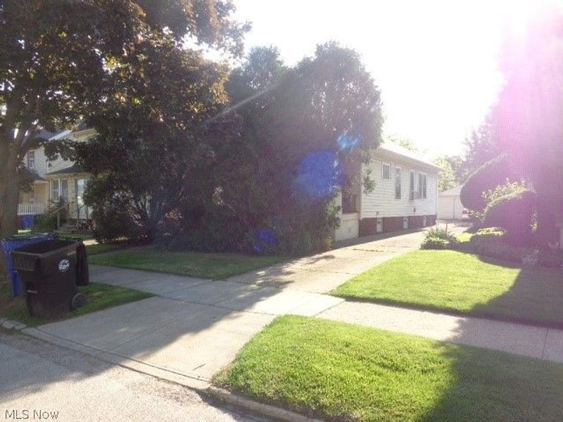 3607 W 139th Street , Cleveland, OH 44111 Photo 2