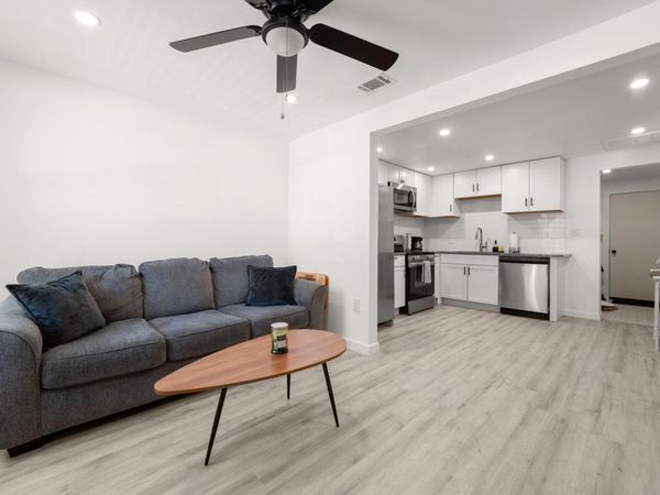 45 Anthony ST, Unit B, Austin, TX 78702