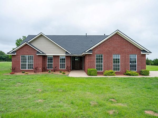 22 Redbud Lane, Shawnee, OK 74801