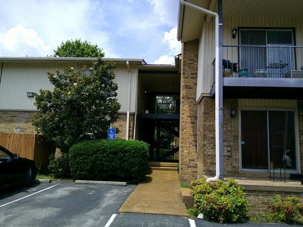 2116 Hobbs Rd, Unit M19, Nashville, TN 37215