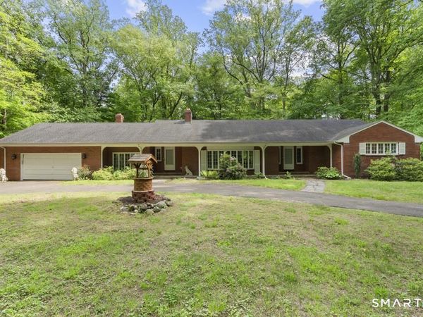 12 Jenick , Woodbridge, CT 06525