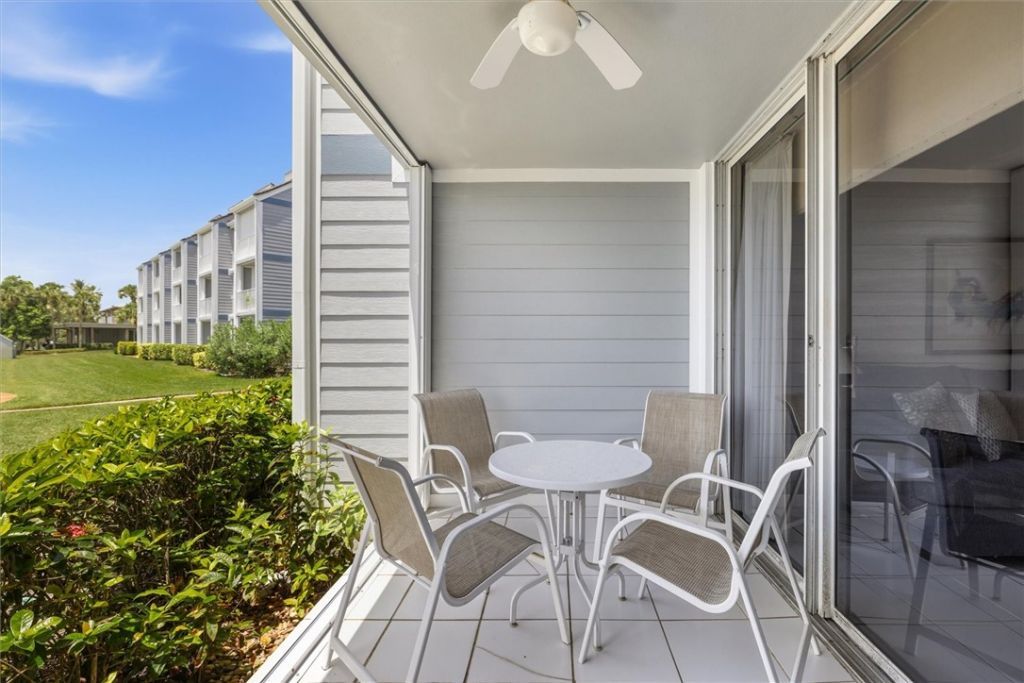 2140 Spyglass Lane, Unit 114, Vero Beach, FL 32963 Photo
