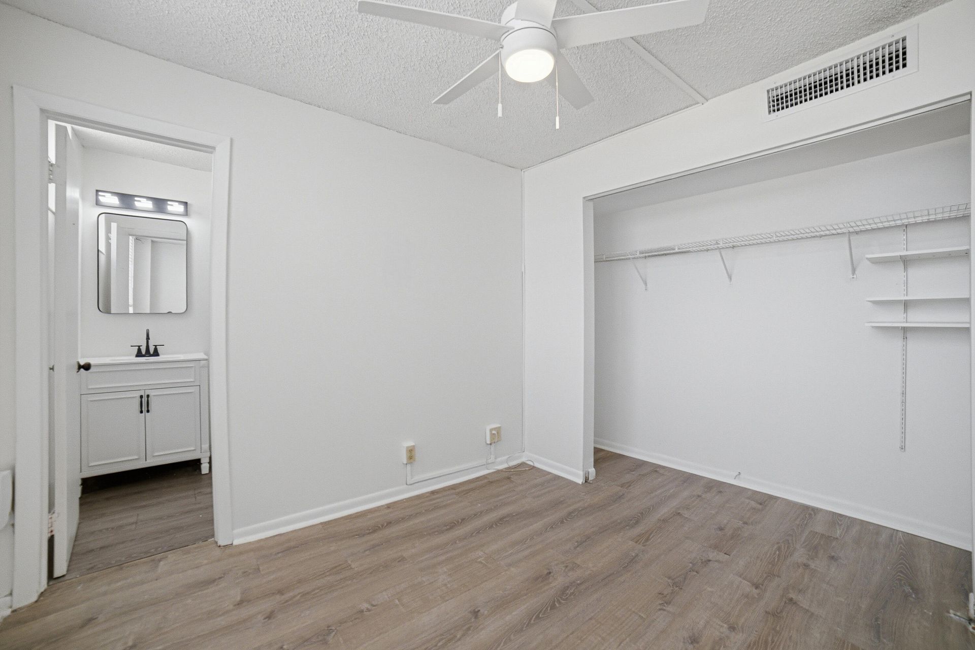 5700 NW 2nd Avenue, Unit #705, Boca Raton, FL 33487 Photo