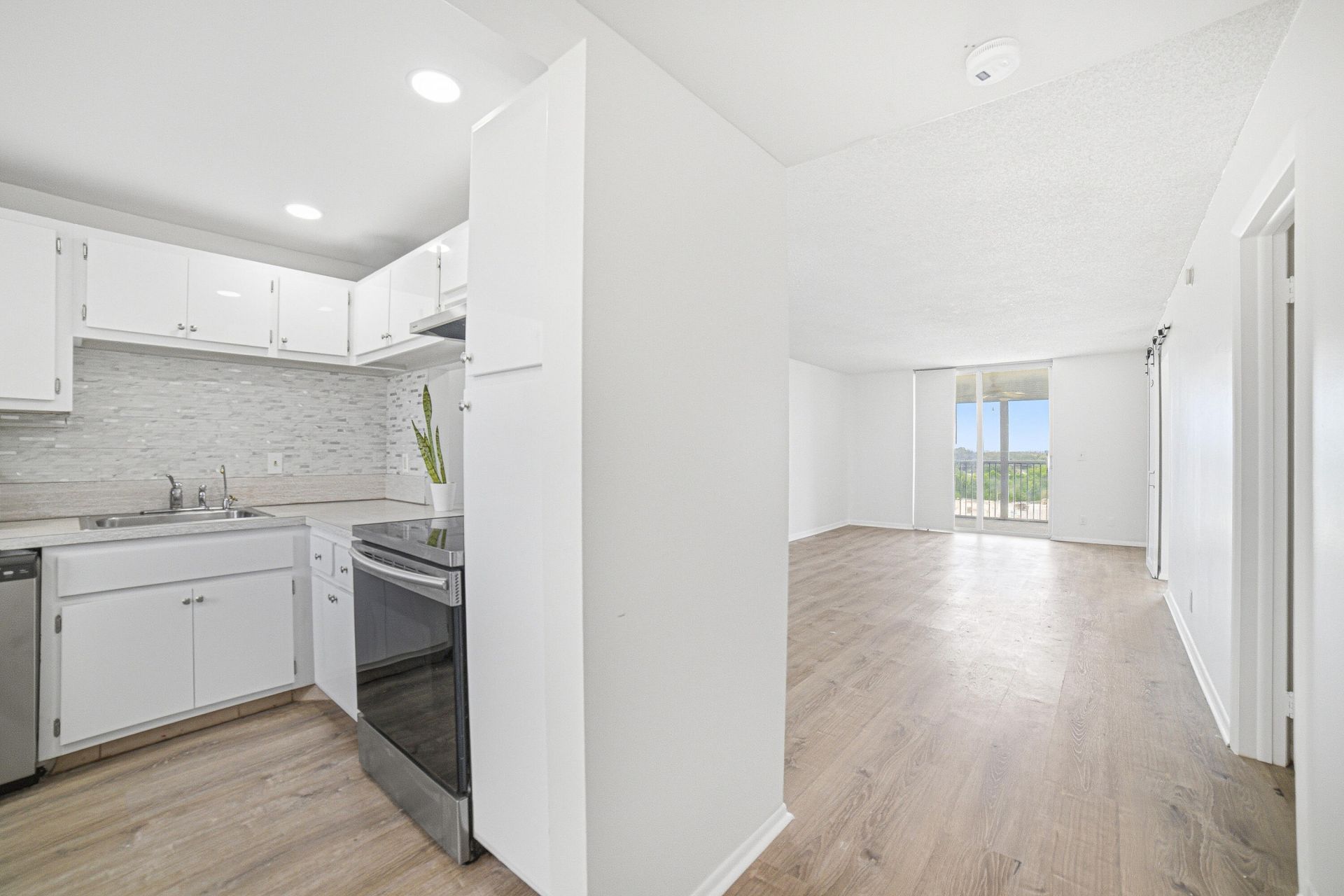 5700 NW 2nd Avenue, Unit #705, Boca Raton, FL 33487 Photo