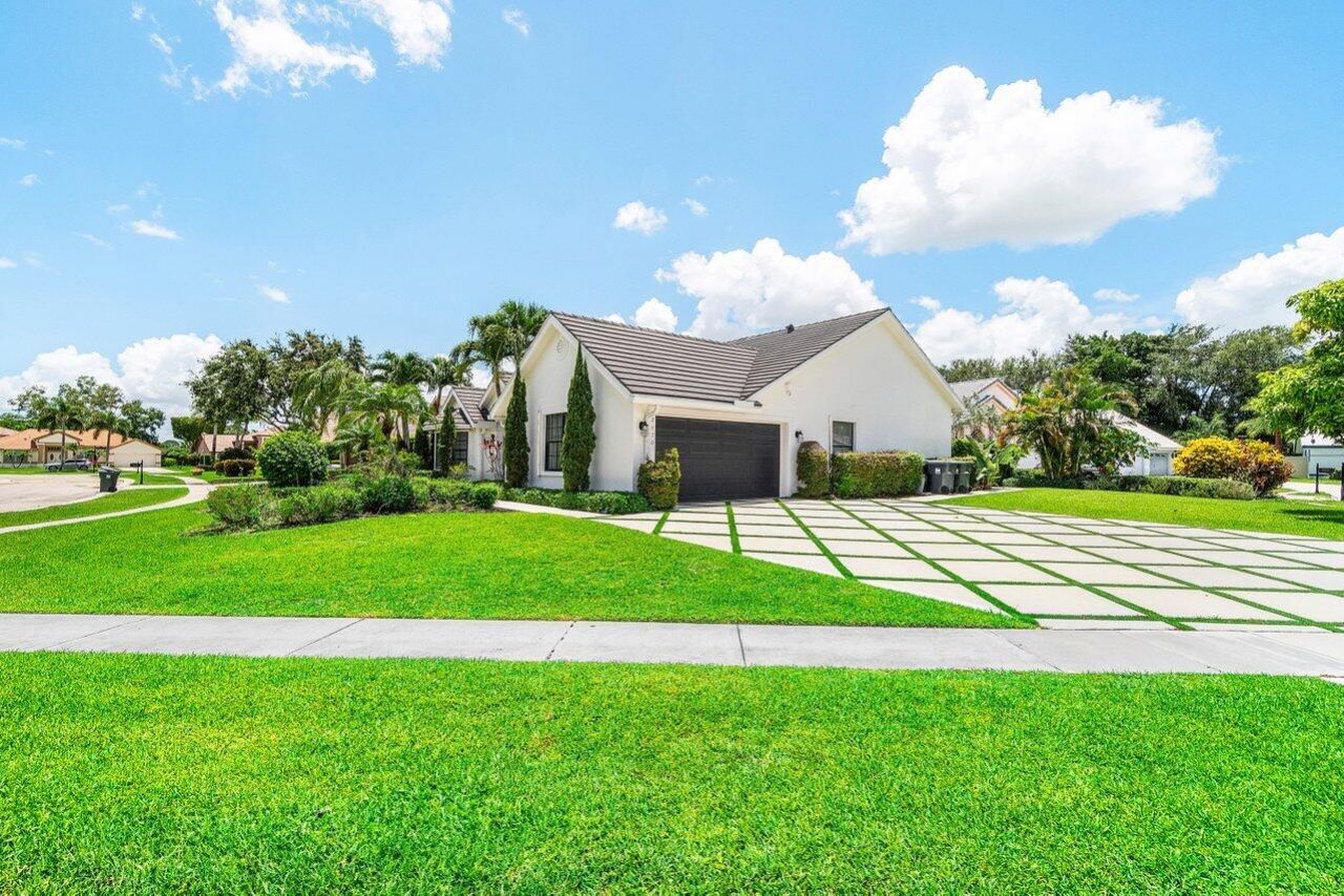 2470 Sandstone Court, Wellington, FL 33414 Photo