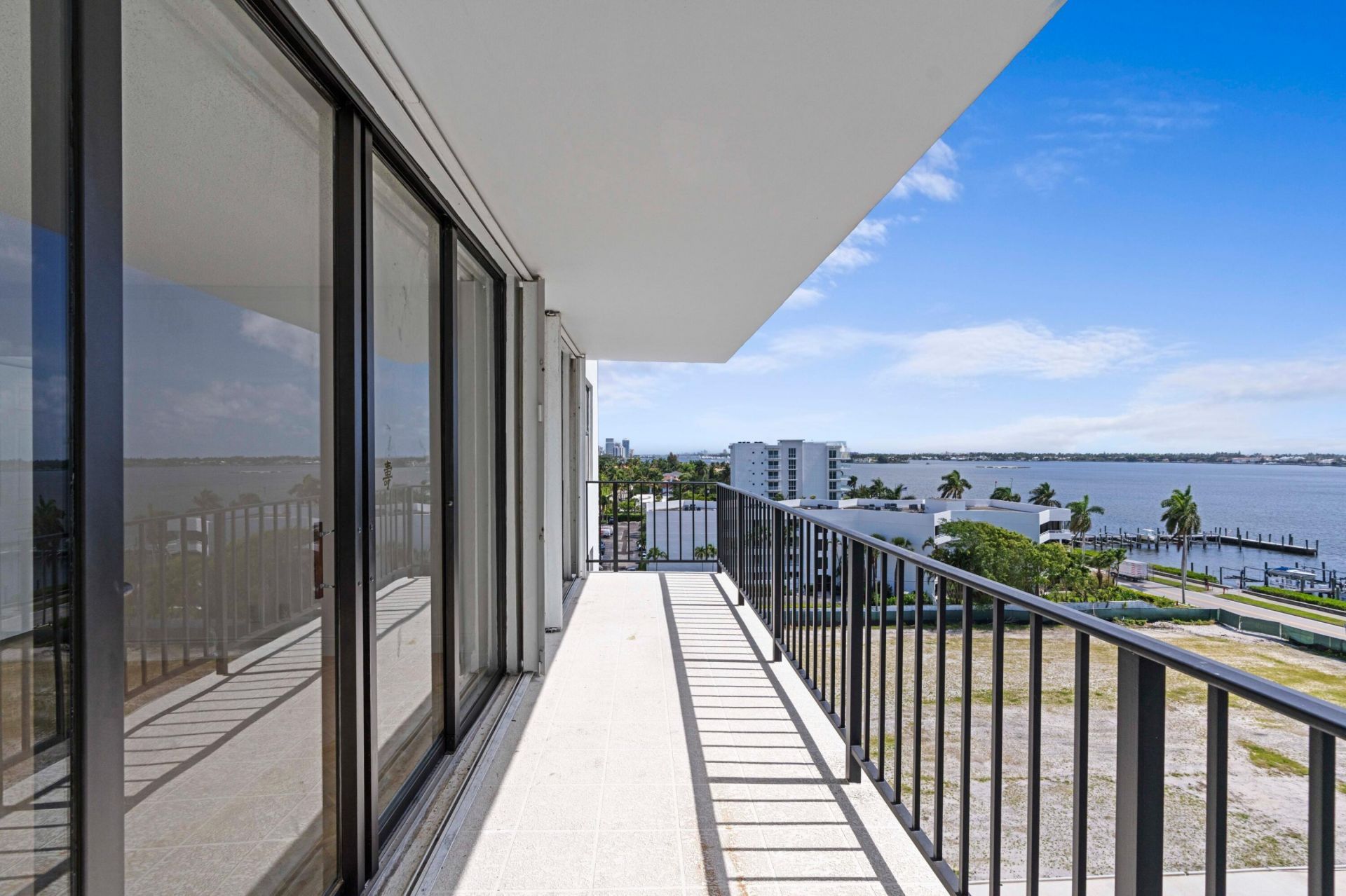 3800 Washington Road, Unit 812, West Palm Beach, FL 33405 Photo