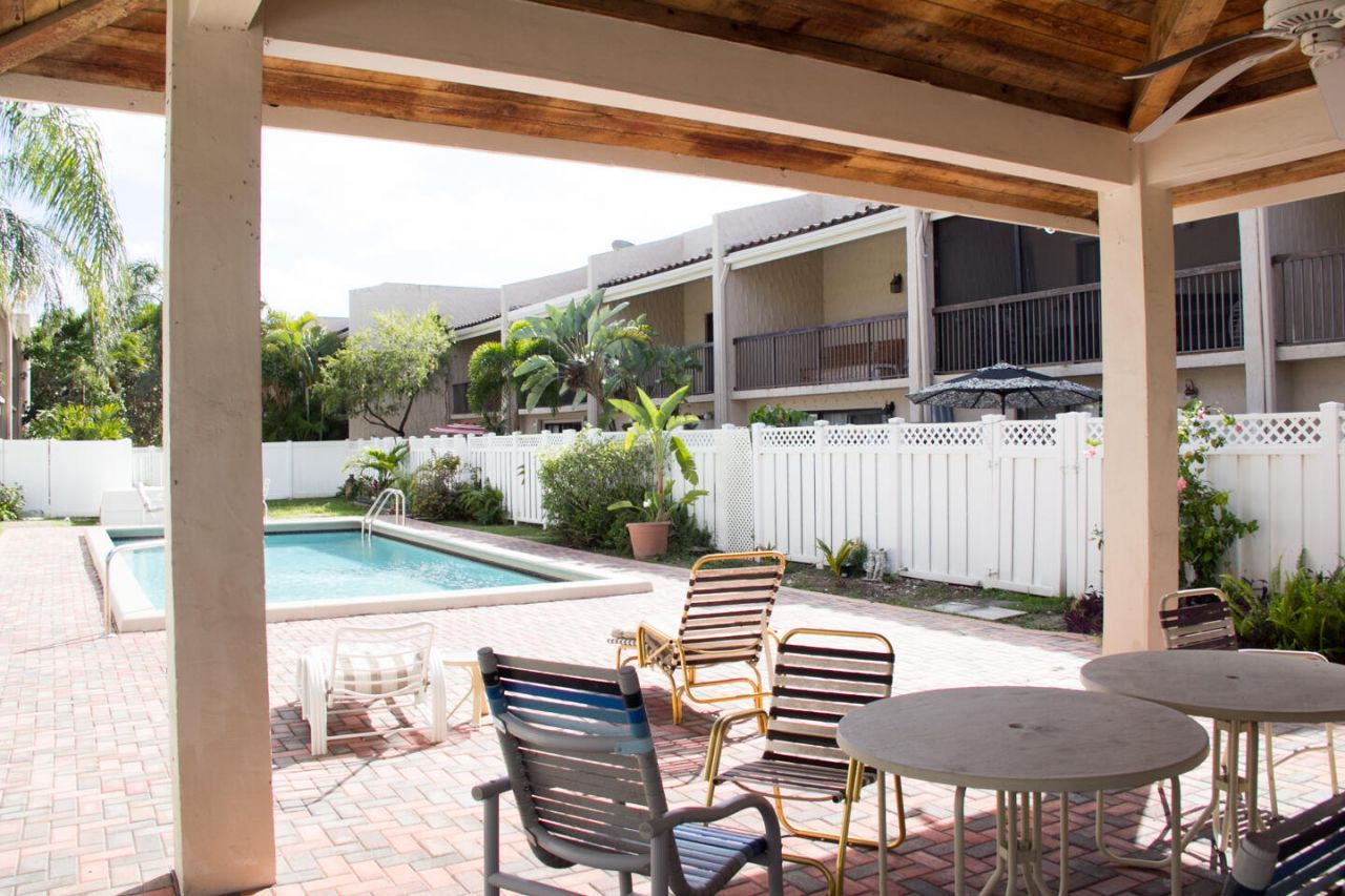223 SE 11th Avenue, Unit B, Pompano Beach, FL 33060 Photo